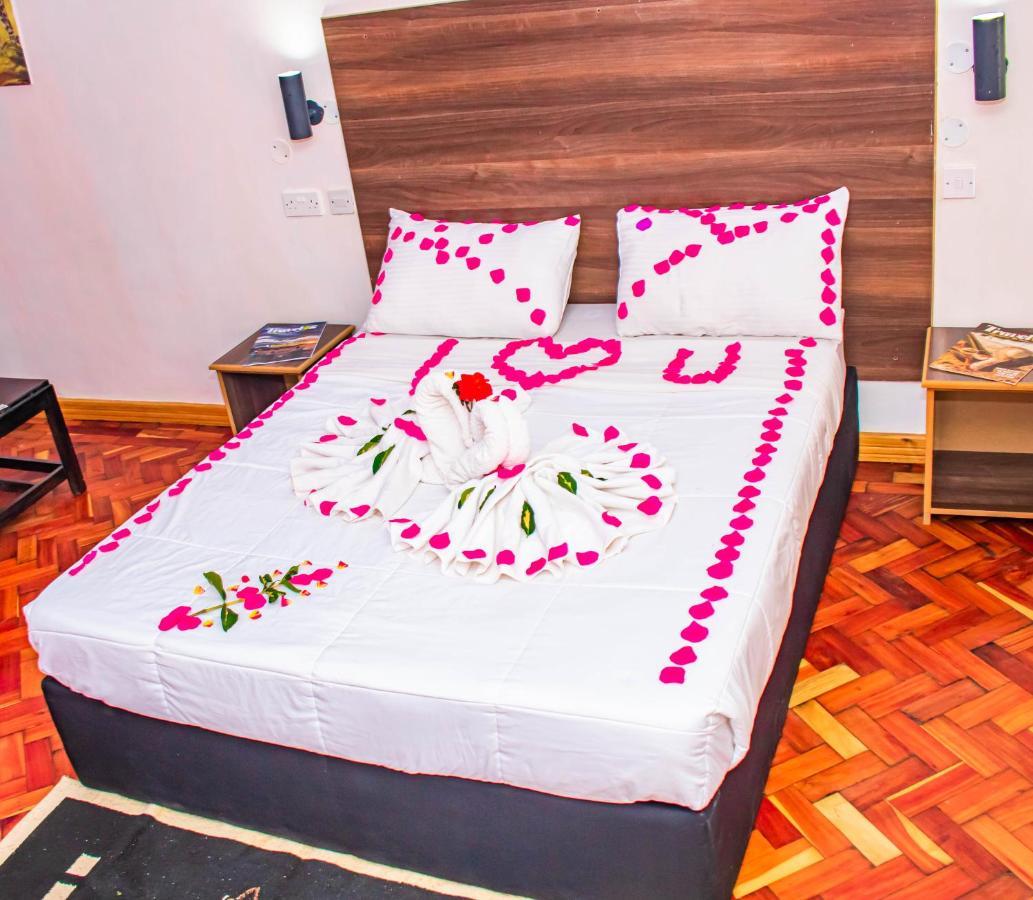 Anka Resort Naro Moru Bagian luar foto